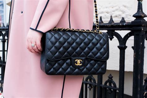 jumbo chanel bag size